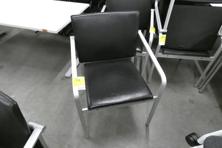 Thonet Besucherstuhl